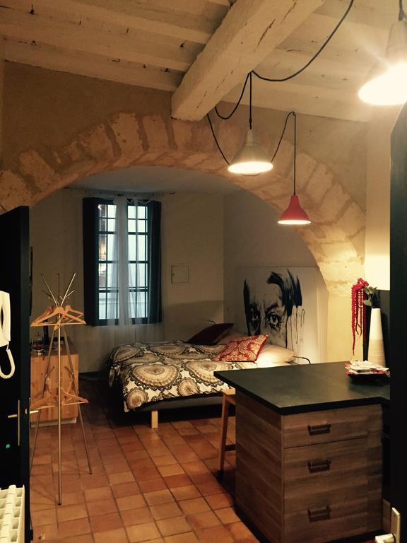 Appartements "La Chambre D'Ami" Arles Szoba fotó